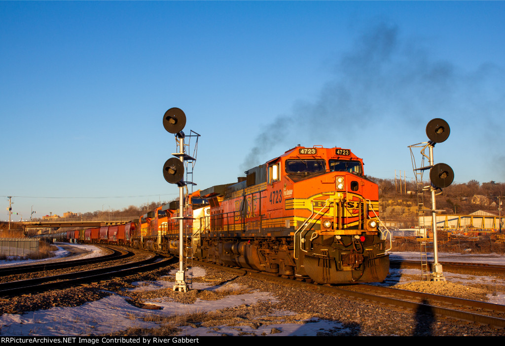 BNSF Microsoft Train Simulator Unit Smoking It Up at Santa Fe Junction